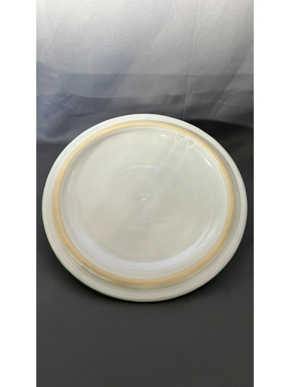 Hand-Painted John B. Taylor Ceramic Pear Lid White & Green - Picture 2 of 6